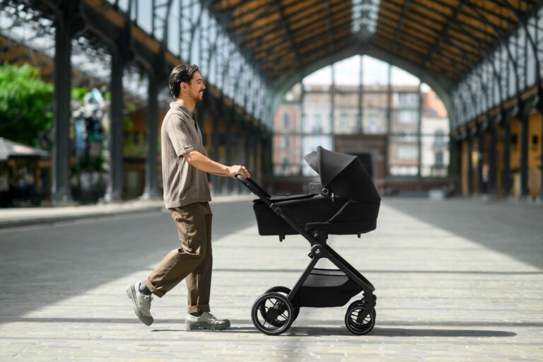 FindFactory case - Maxi-Cosi